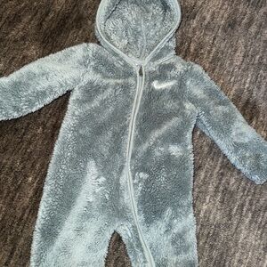 Nike Kids Plush Gray Footie